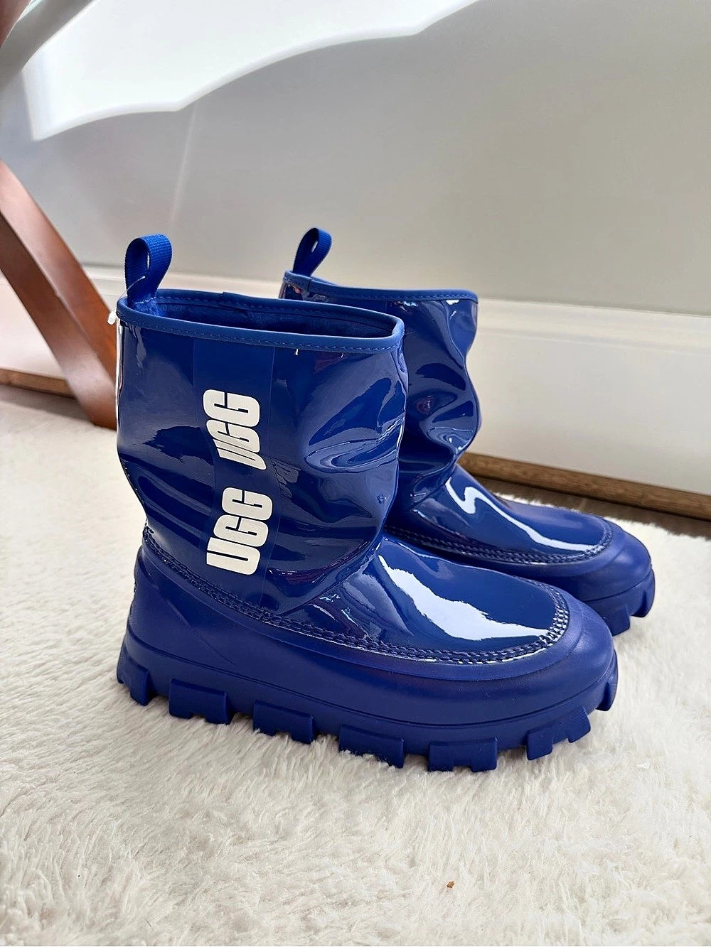 UGG Droplet Rain Boots Blue US 8 Like New